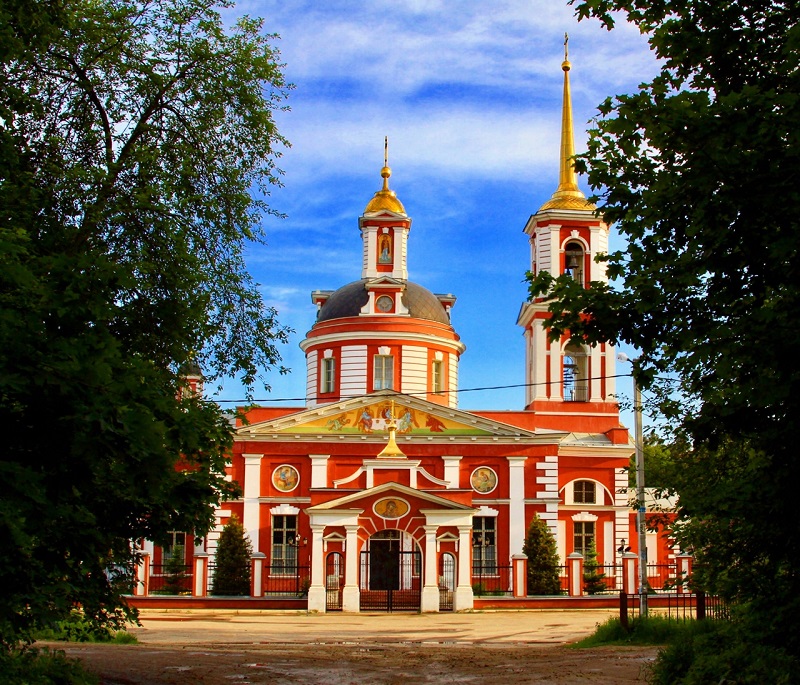 храм с. Алмазово